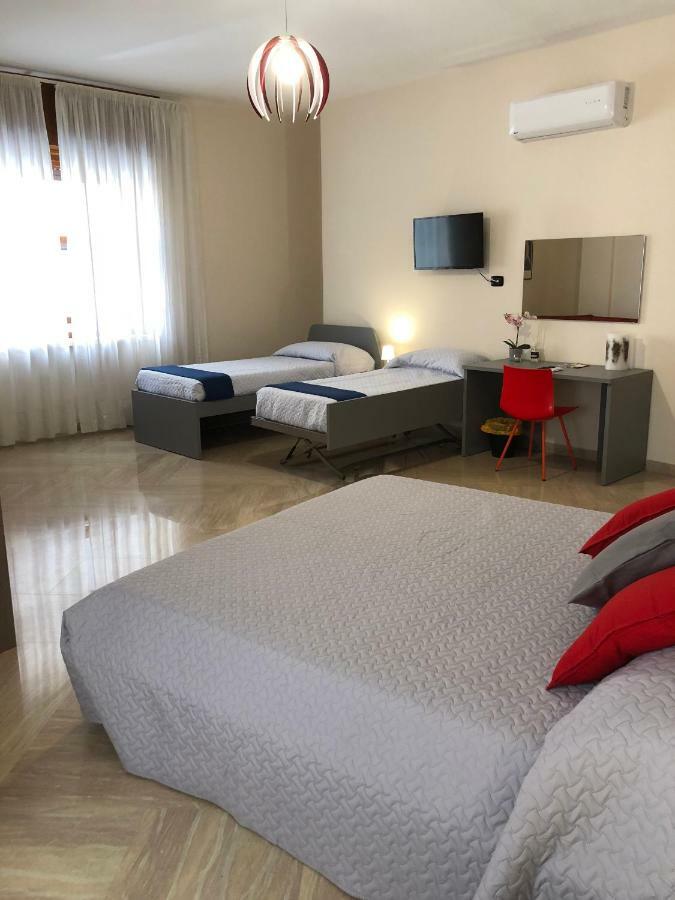 Napoli City Inn Экстерьер фото